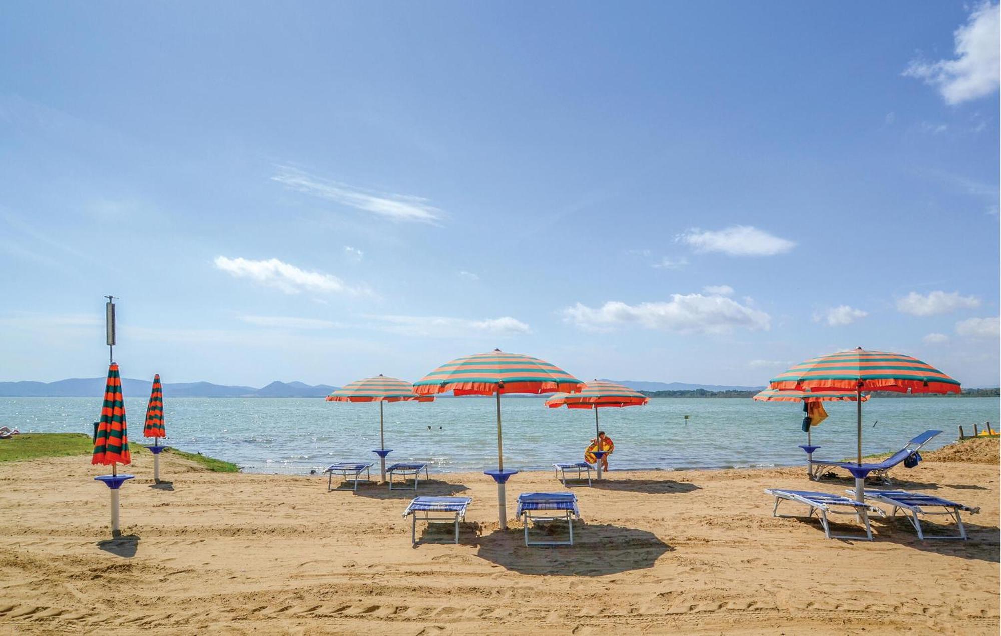 Lovely Apartment In Tuoro Sul Trasimeno With Wifi Exterior photo